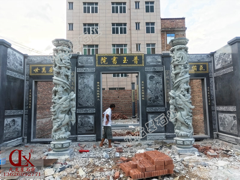 莆田案例:青石石雕龍柱 芝麻灰石雕圓柱