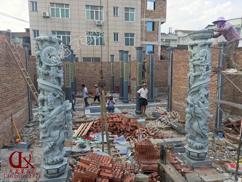 莆田案例:青石石雕龍柱 芝麻灰石雕圓柱