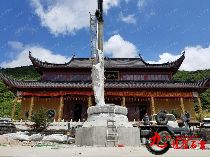 石雕佛像四面觀音